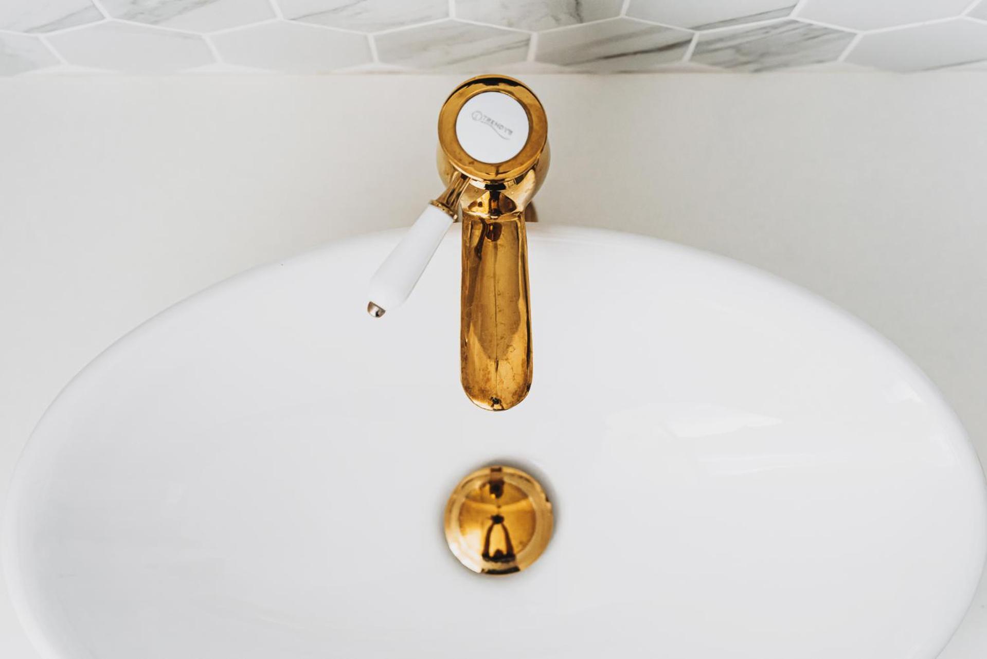 Voya Nordic Apartment-A Luxury Oasis In The Old Town 布拉索夫 外观 照片